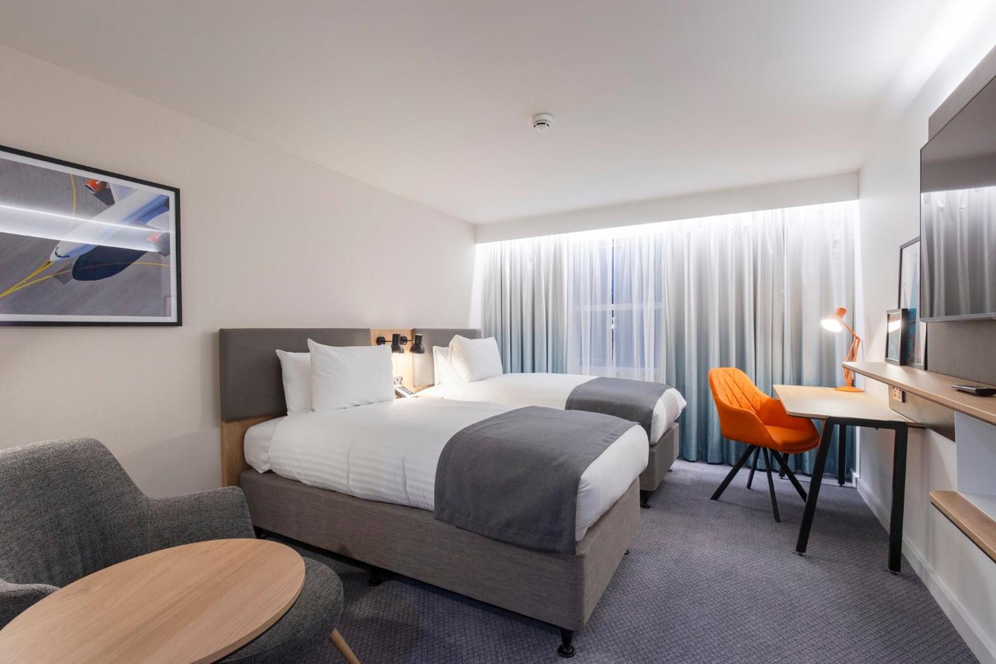 Holiday Inn Bristol Airport By Ihg Redhill  Exteriör bild