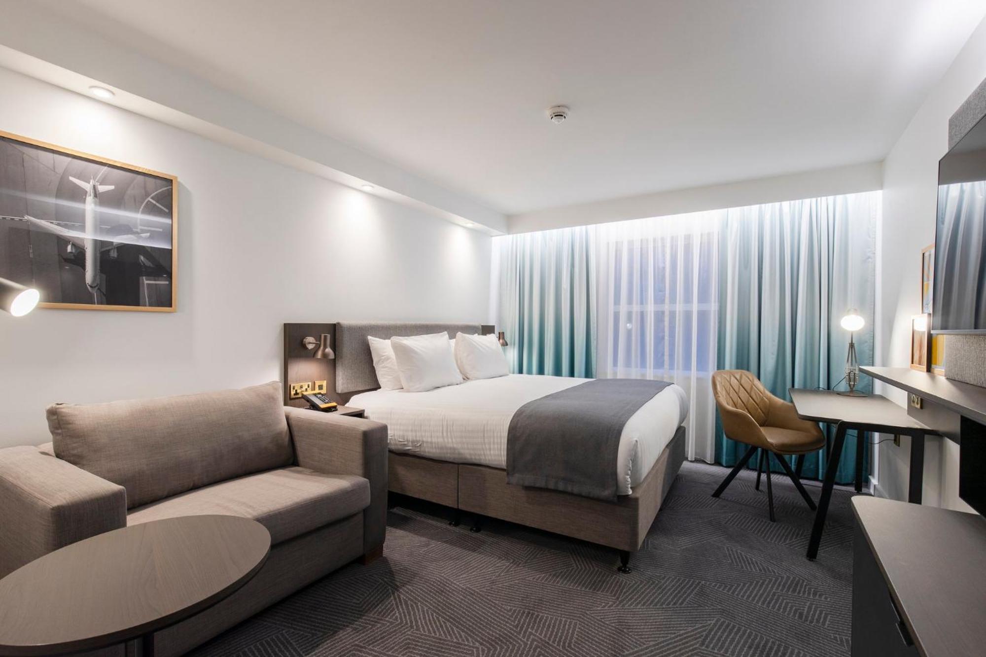 Holiday Inn Bristol Airport By Ihg Redhill  Exteriör bild