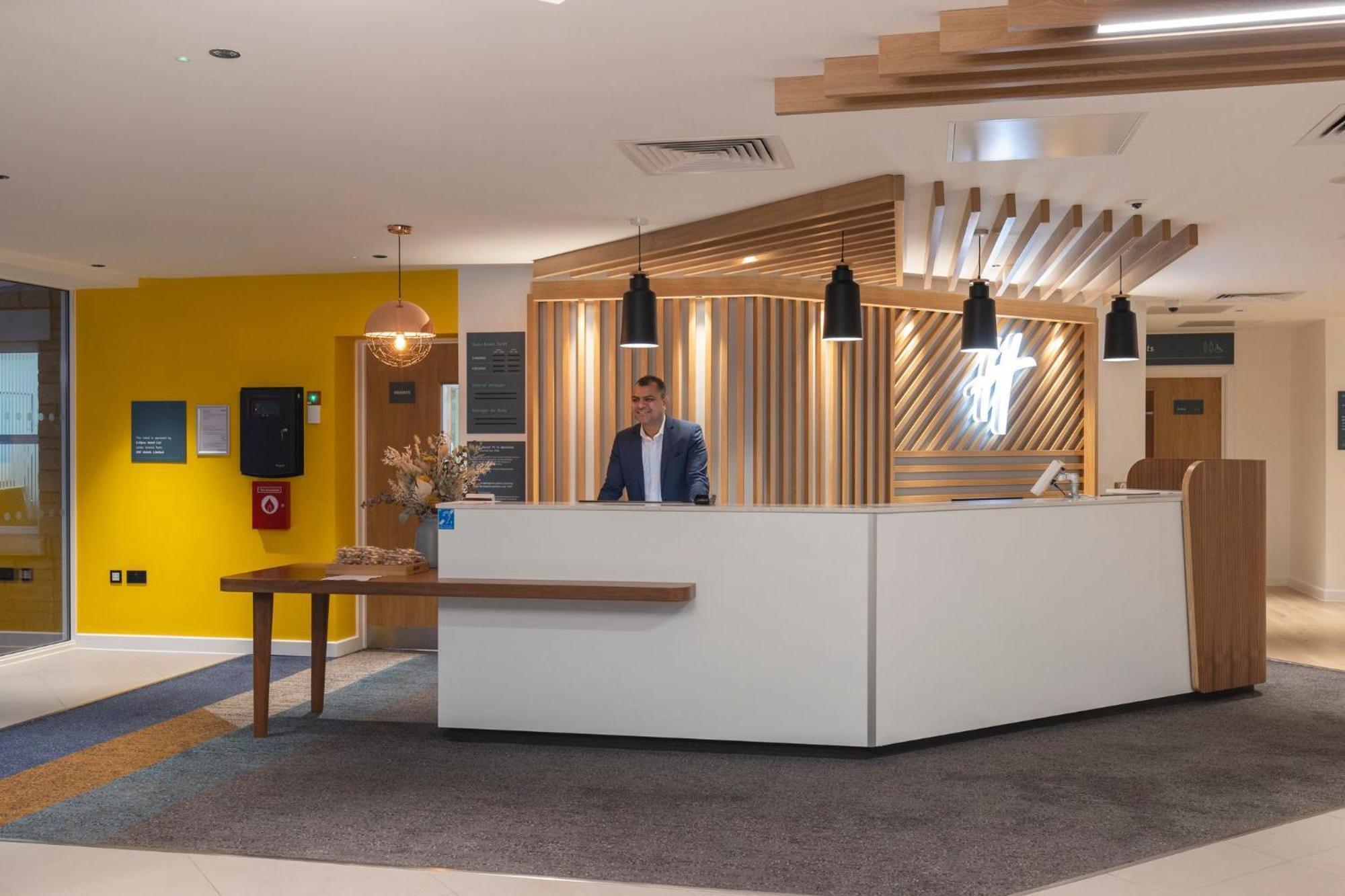 Holiday Inn Bristol Airport By Ihg Redhill  Exteriör bild