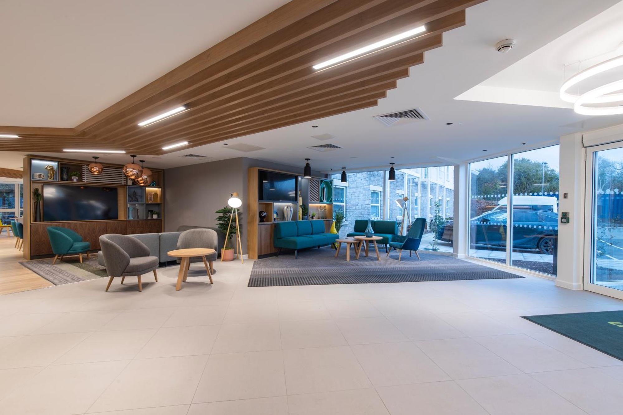 Holiday Inn Bristol Airport By Ihg Redhill  Exteriör bild