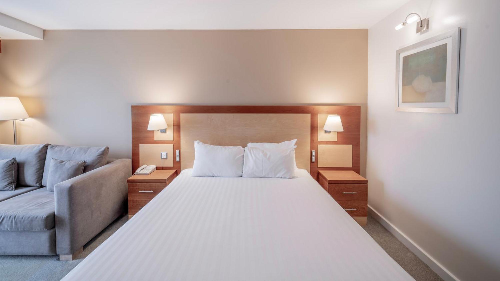 Holiday Inn Bristol Airport By Ihg Redhill  Exteriör bild